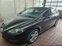 Usata Seat Leon 102 CV (75 kW) 2007 Nero Utilitaria