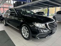 gebraucht Mercedes E220 Lim. 9G-Automatik LED NAVI RÜ-K AMBIENTE