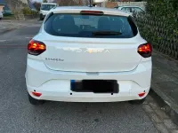Gebraucht Dacia Sandero Essentiel 67 PS (49 kW) 2024 Weiß Limousine
