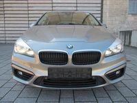 Gebraucht BMW 216 Active Tourer Advantage 116 PS (85 kW) 2016 Silber Van / Kleinbus
