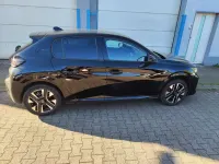 Gebraucht Peugeot 208 Allure 101 PS (74 kW) 2025 Schwarz Kleinwagen