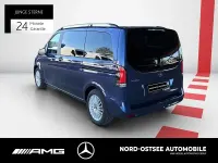 Gebraucht Mercedes V220 Style 163 PS (119 kW) 2024 Blau Van / Kleinbus