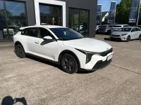 Neu Kia K4 150 PS (110 kW) 2026 Weiß Limousine