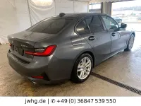 Gebraucht BMW 330e Advantage 252 PS (185 kW) 2020 Grau Limousine
