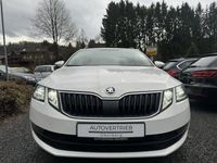 gebraucht Skoda Octavia Combi 2.0 TDI DSG NAVI LED DAB ACC 1.HAN