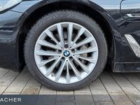 Gebraucht BMW 530e Efficient Dynamics 292 PS (214 kW) 2022 Saphirschwarz metallic Kombi