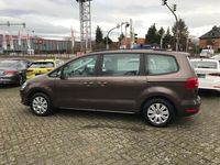 Gebraucht VW Sharan Trendline 150 PS (110 kW) 2011 Braun Van / Kleinbus