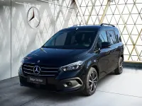 Gebraucht Mercedes T180 Progressive 116 PS (85 kW) 2025 Schwarz Van / Kleinbus