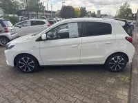 Gebraucht Mitsubishi Space Star Select+ 115 PS (84 kW) 2023 Island weiß Kleinwagen