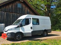 Second-hand Iveco Daily 150 CP (110 kW) 2017 Alb Monovolum