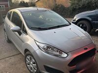 Gebraucht Ford Fiesta Trend 95 PS (69 kW) 2016 Silber Kleinwagen