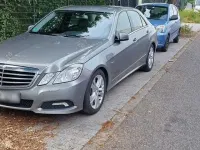 Gebraucht Mercedes E250 Avantgarde 204 PS (150 kW) 2009 Grau Limousine