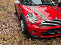 Gebraucht Mini Cooper 122 PS (89 kW) 2011 Rot Kleinwagen