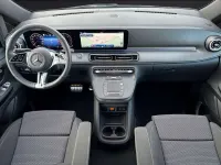 Gebraucht Mercedes V250 Style 190 PS (139 kW) 2025 Obsidianschwarz metallic Van / Kleinbus