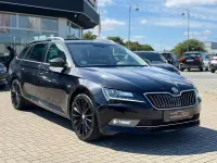 Gebraucht Skoda Superb Ambiente 190 PS (139 kW) 2017 Schwarz Kombi