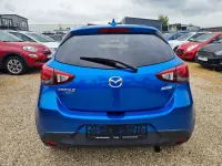 Używany Mazda 2 Kizoku 90 KM (66 kW) 2017 Niebieski Hatchback
