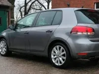 Gebraucht VW Golf VI 122 PS (89 kW) 2011 Grau Kleinwagen