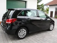 Gebraucht Mercedes B180 Style 122 PS (89 kW) 2017 Schwarz Kleinwagen