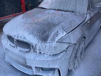 Gebraucht BMW 120 177 PS (130 kW) 2011 Schwarz Kleinwagen