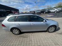 gebraucht VW Golf VI Variant 1.6TDI/AHK/Klima/TÜV 09.25/2. Ha