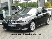 Gebraucht BMW 318 Performance 150 PS (110 kW) 2024 Blacksaphirschwarz Kombi