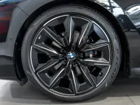Gebraucht BMW 740 M Sport 286 PS (210 kW) 2025 Schwarz Limousine