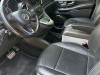 Gebraucht Mercedes V300 Avantgarde Edition 239 PS (175 kW) 2020 Violett Van / Kleinbus