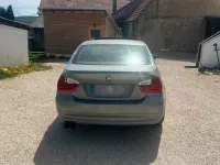 Usata BMW 320 Basis 150 CV (110 kW) 2005 Blu Berlina