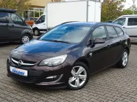 Gebraucht Opel Astra 140 PS (102 kW) 2012 Braun Kombi