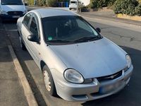 Second-hand Chrysler Neon 96 CP (70 kW) 2000 Argintiu Berlinǎ