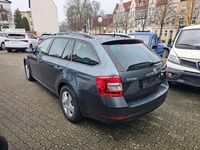 Gebraucht Skoda Octavia Ambition 245 PS (180 kW) 2019 Grau Kombi