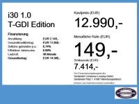 Gebraucht Hyundai i30 Edition 120 PS (88 kW) 2022 Shimmering silver Limousine