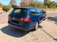 Gebraucht VW Passat 140 PS (102 kW) 2007 Blau Kombi