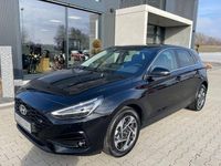 Neu Hyundai i30 140 PS (102 kW) 2025 Abyss black mineraleffekt Limousine