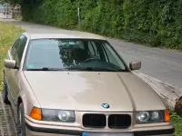 Gebraucht BMW 316 115 PS (84 kW) 1991 Gold Limousine