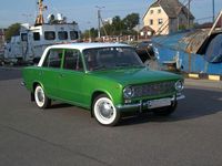 Gebraucht Lada 2110 60 PS (44 kW) 1973 Grün Limousine