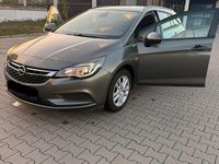 Gebraucht Opel Astra 136 PS (100 kW) 2019 Grau Kombi