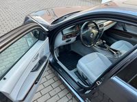 Gebraucht BMW 320 150 PS (110 kW) 2005 Silber Limousine
