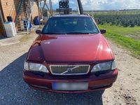 Gebraucht Volvo V70 140 PS (102 kW) 1999 Rot Kombi