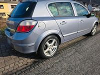 Gebraucht Opel Astra 90 PS (66 kW) 2005 Grau Kleinwagen