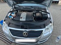 Gebraucht VW Passat Comfortline 116 PS (85 kW) 2005 Silber Limousine