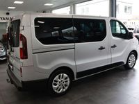 Gebraucht Renault Trafic Expression 145 PS (106 kW) 2016 Silber Van / Kleinbus