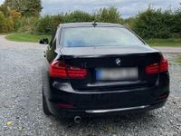 Gebraucht BMW 320 Luxury Line 184 PS (135 kW) 2012 Schwarz Limousine
