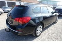 Gebraucht Opel Astra Active 140 PS (102 kW) 2013 Schwarz metallic Kombi