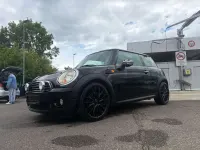 Gebraucht Mini ONE 75 PS (55 kW) 2010 Midnight black metallic Kleinwagen