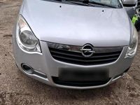 Gebraucht Opel Agila 95 PS (69 kW) 2009 Silber Kleinwagen