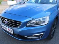 Gebraucht Volvo V60 Summum 215 PS (158 kW) 2015 Blau Kombi