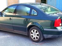 Gebraucht VW Passat 150 PS (110 kW) 1996 Grün Limousine