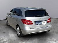 Gebraucht Mercedes B180 122 PS (89 kW) 2012 Silber Van / Kleinbus