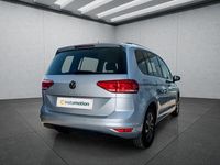 Gebraucht VW Touran 150 PS (110 kW) 2022 Silber Van / Kleinbus